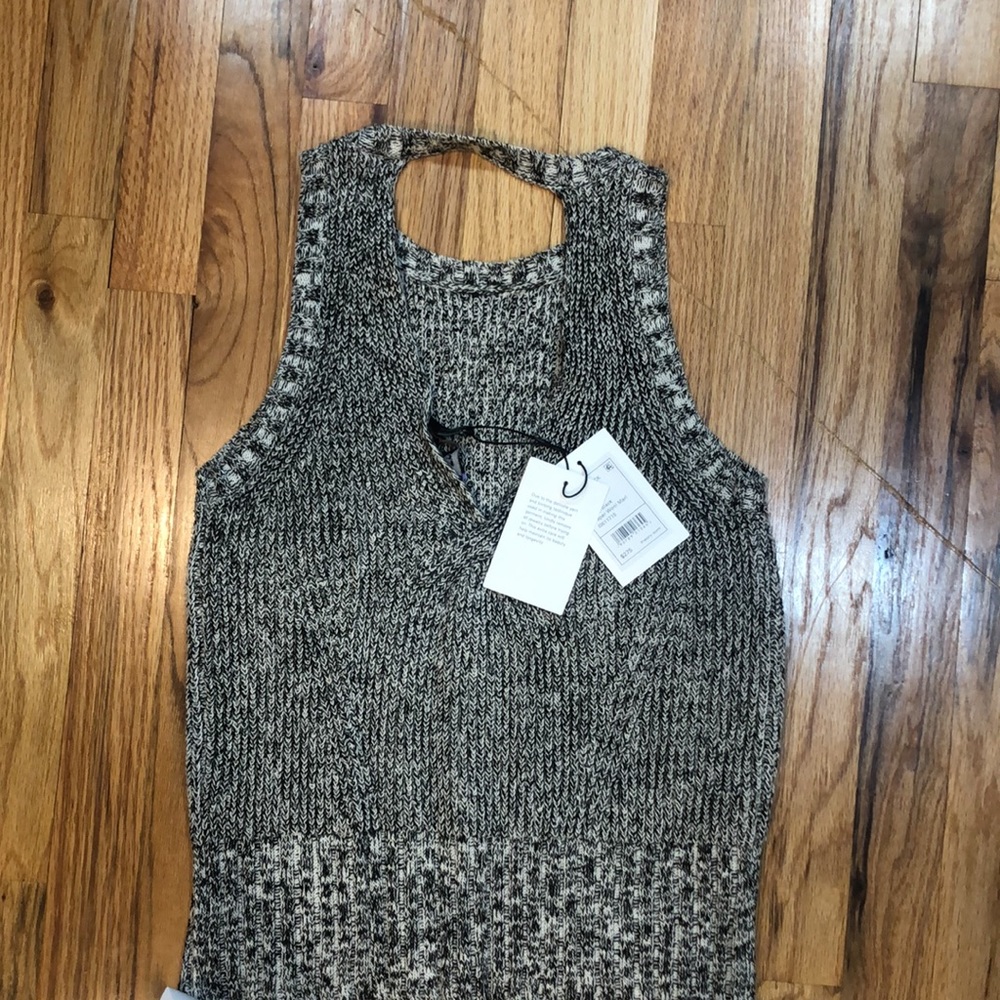 Theory Cable-Back Wool-Blend Shell - Picture 7 of 11